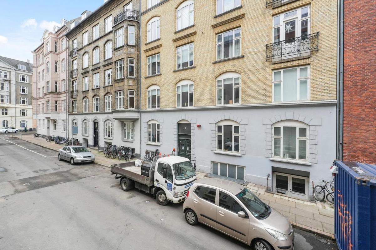 Spacious And Stylish In Cph Apartment Copenhagen