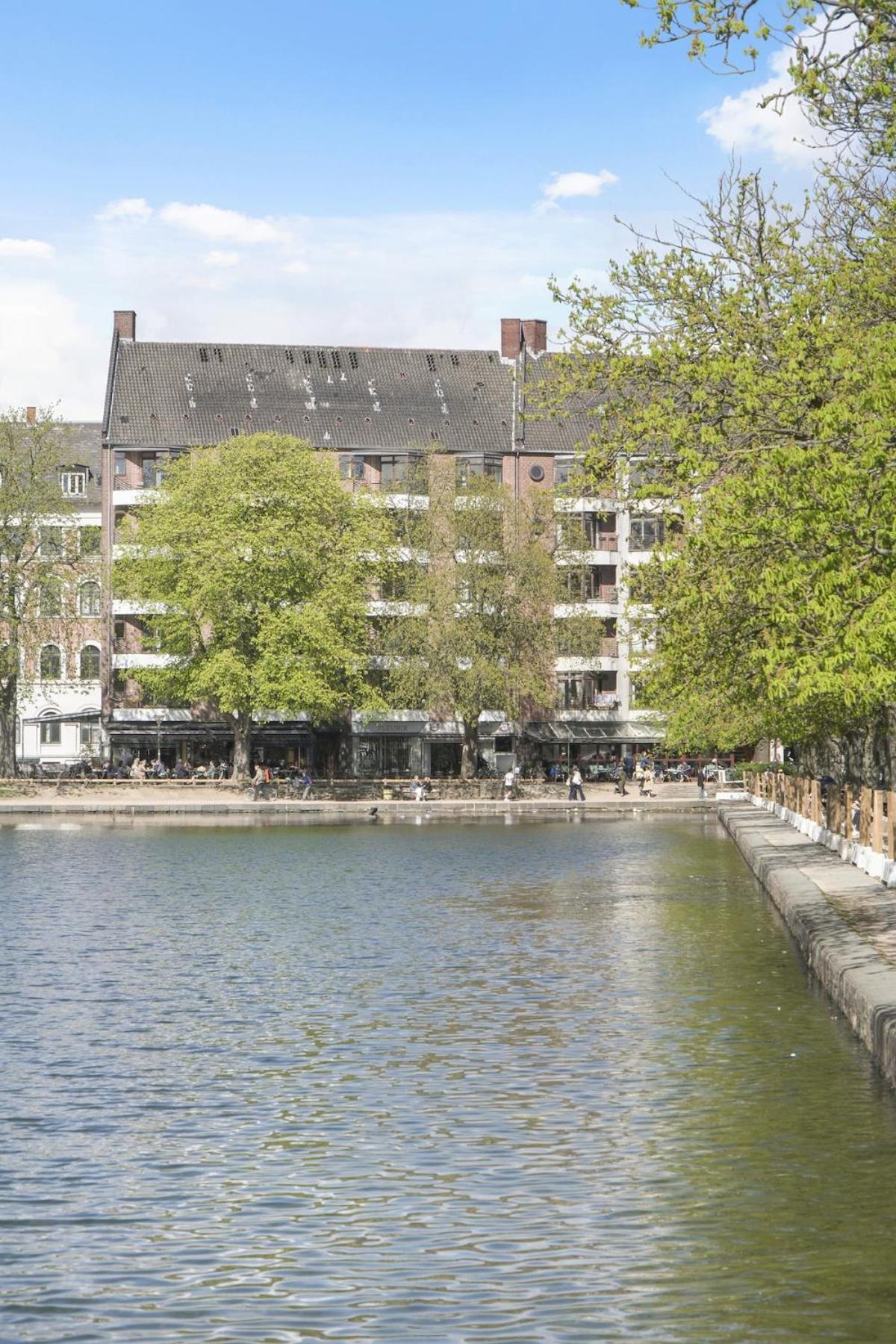 Spacious And Stylish In Cph *